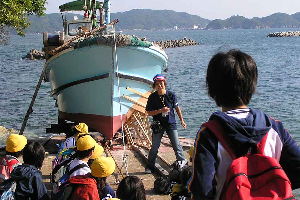 島からのおくりものツアー（釣り体験と島内散策）